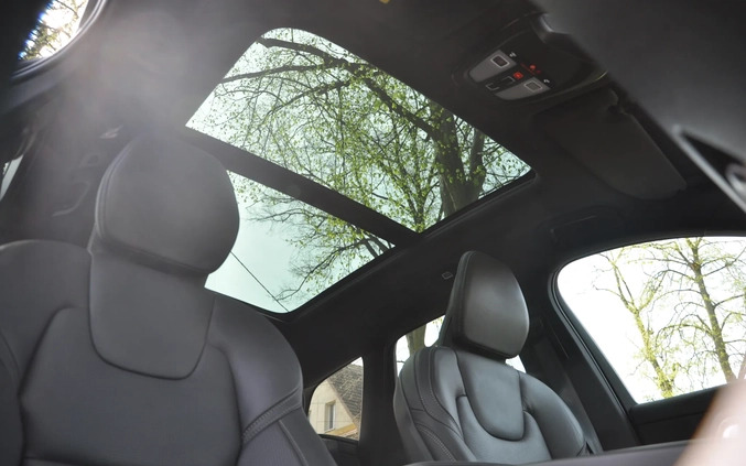 Volvo XC 60 cena 269000 przebieg: 16000, rok produkcji 2021 z Busko-Zdrój małe 781
